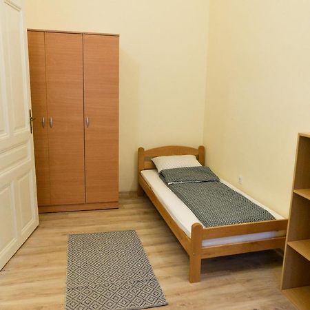 Centrum Apartment Senta Екстериор снимка